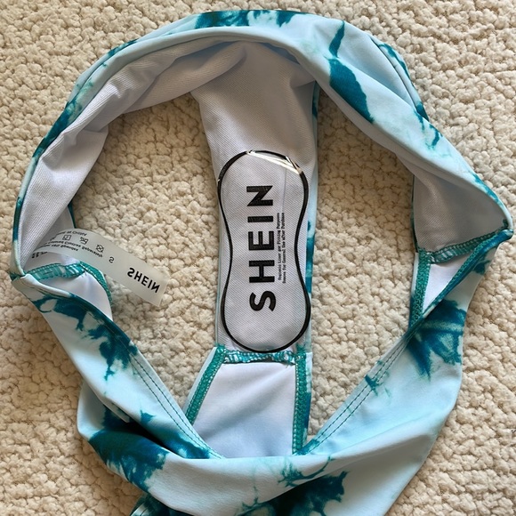 4/$24🦩NEW Tie Dye Bikini Bottoms - Picture 3 of 4